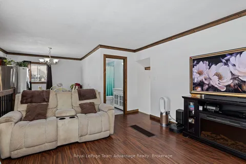 296 High Street, ON P0C 1H0