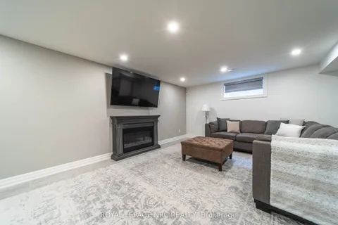 5 Autumn Avenue, ON L2V 0B6