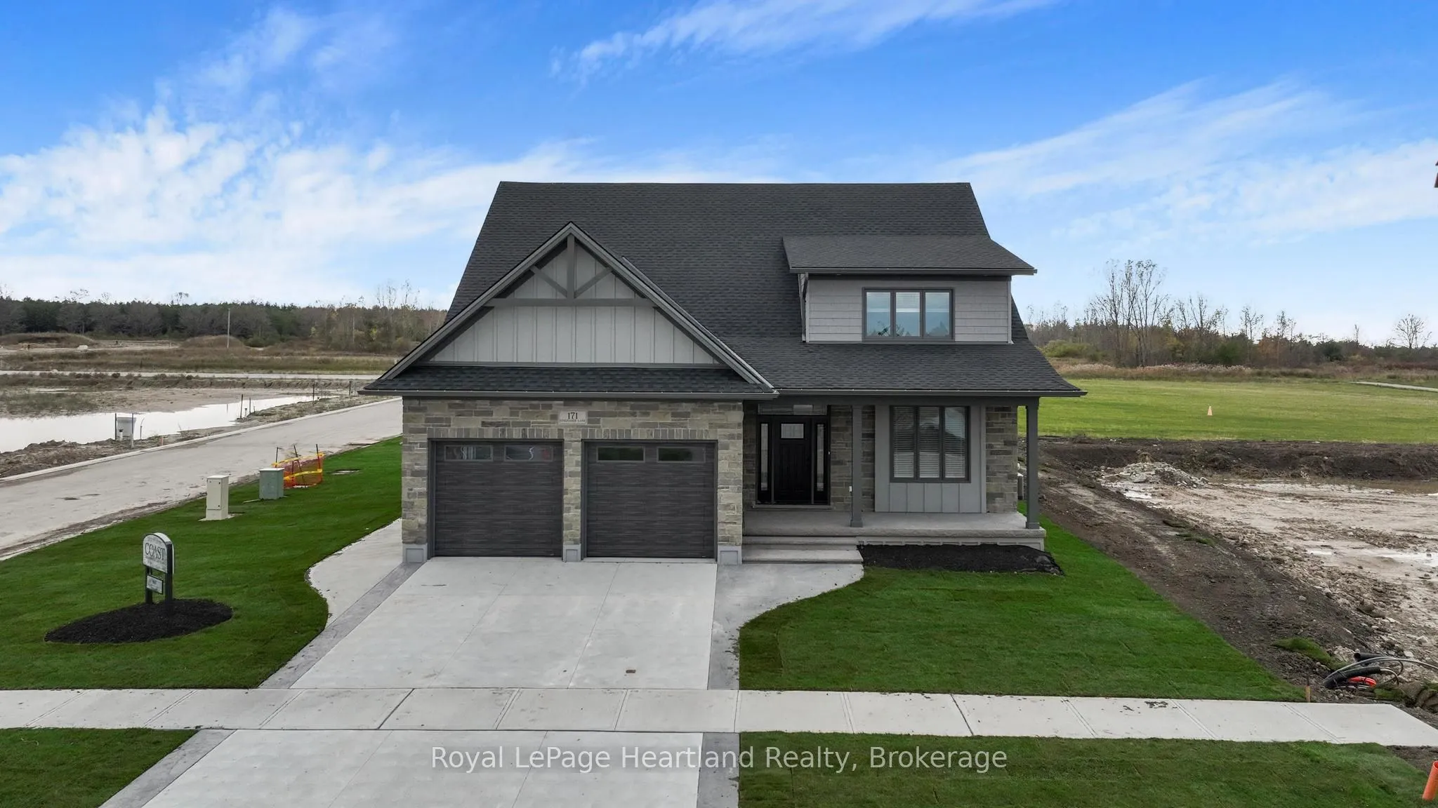 171 KINGFISHER Lane, ON N7A 0C8