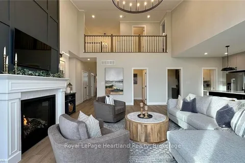 171 KINGFISHER Lane, ON N7A 0C8