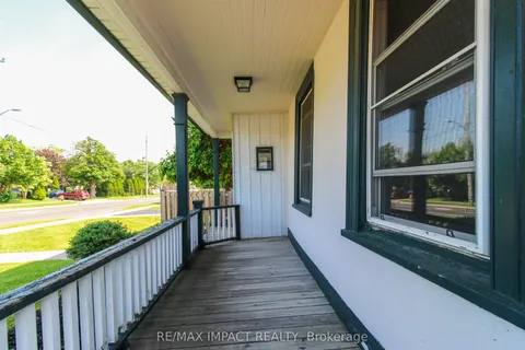 439 Division Street, ON K9A 3R8