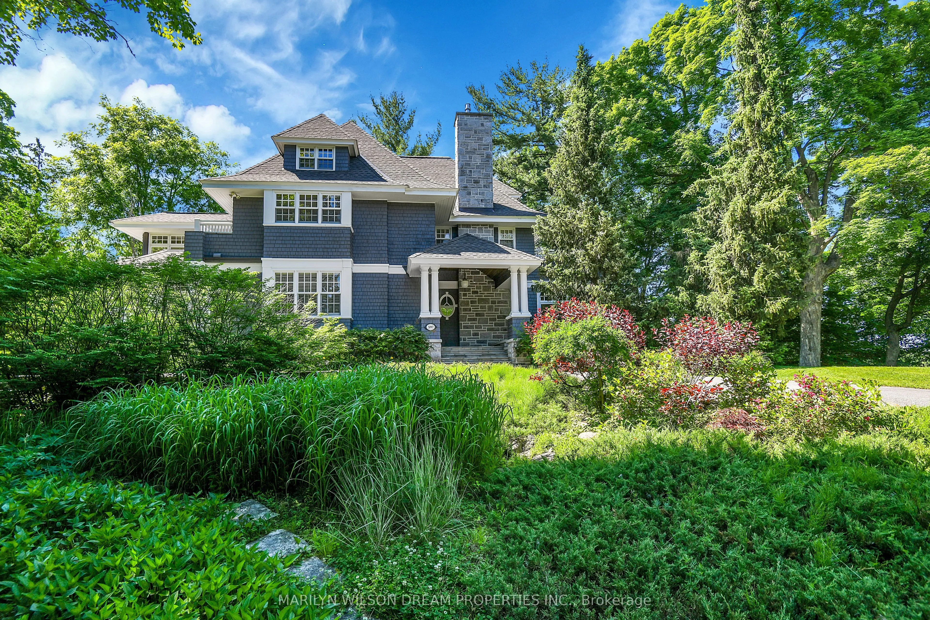 597 Mariposa Avenue, ON K1M 0S3