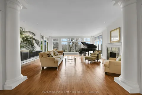 597 Mariposa Avenue, ON K1M 0S3