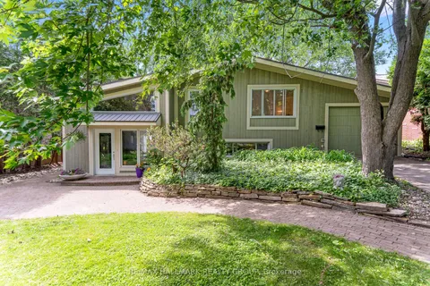 17 HASTINGS Street, ON K2H 8C2