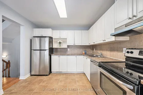 352 Selene Way, ON K4A 0G6