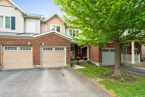 427 Vendevale Avenue, ON K2S 0M6