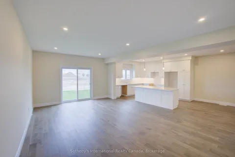 648 Wray Avenue, ON N4W 3K9