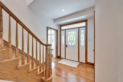 3 Kimini Drive, ON K2S 1S6