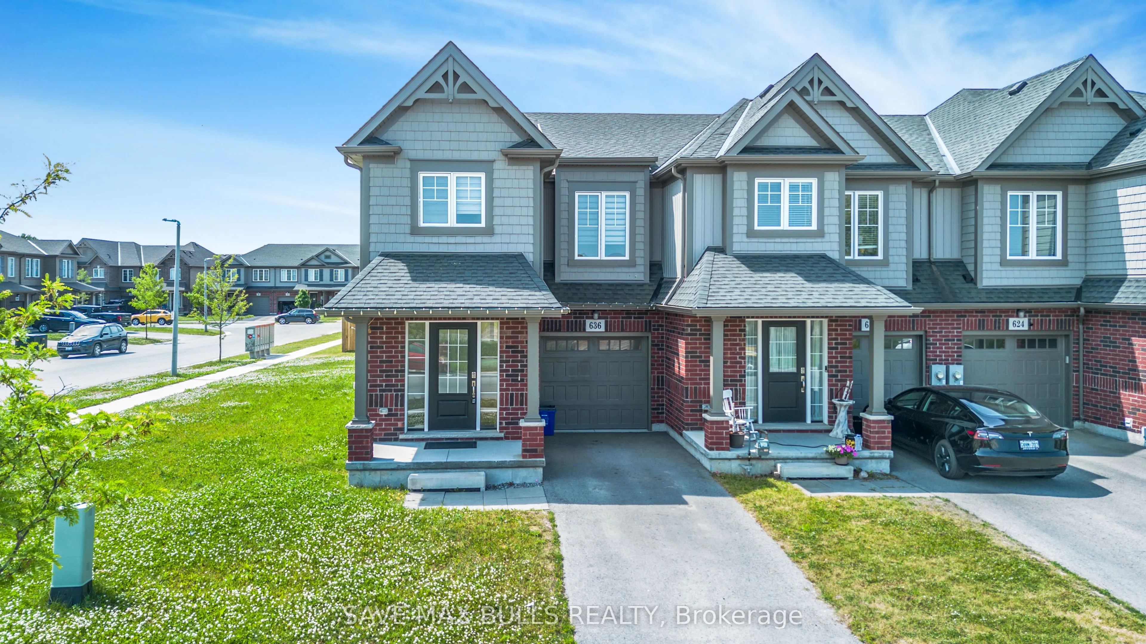 636 Julia Drive, ON L3C 0G9