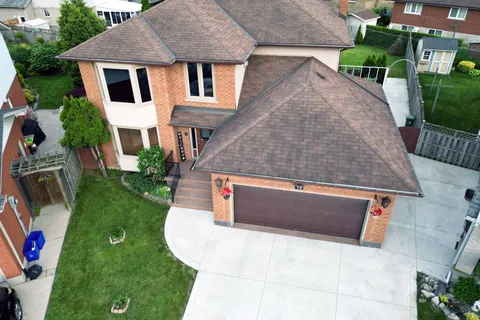 15 Talia Court, Hamilton, ON L8E 4X8