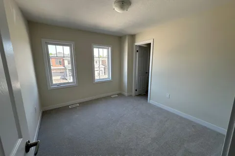 78 Lilac Circle, ON N3W 0H6