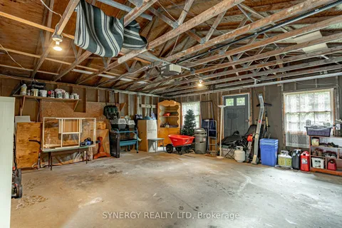 422 Riverside Drive, ON N6H 2R7