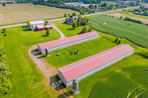 4932 FLY Road, ON L0R 1B2