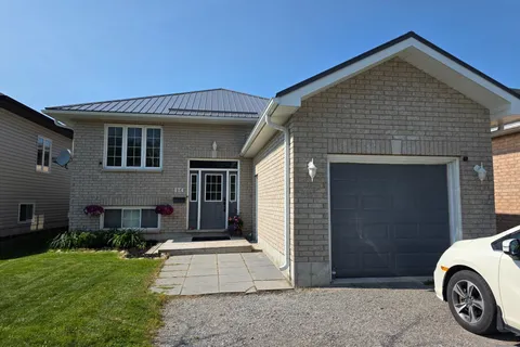 124 Mary Street, ON K9V 0B8