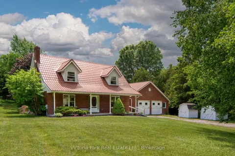 7135 3 Side Road, ON N0G 2L0