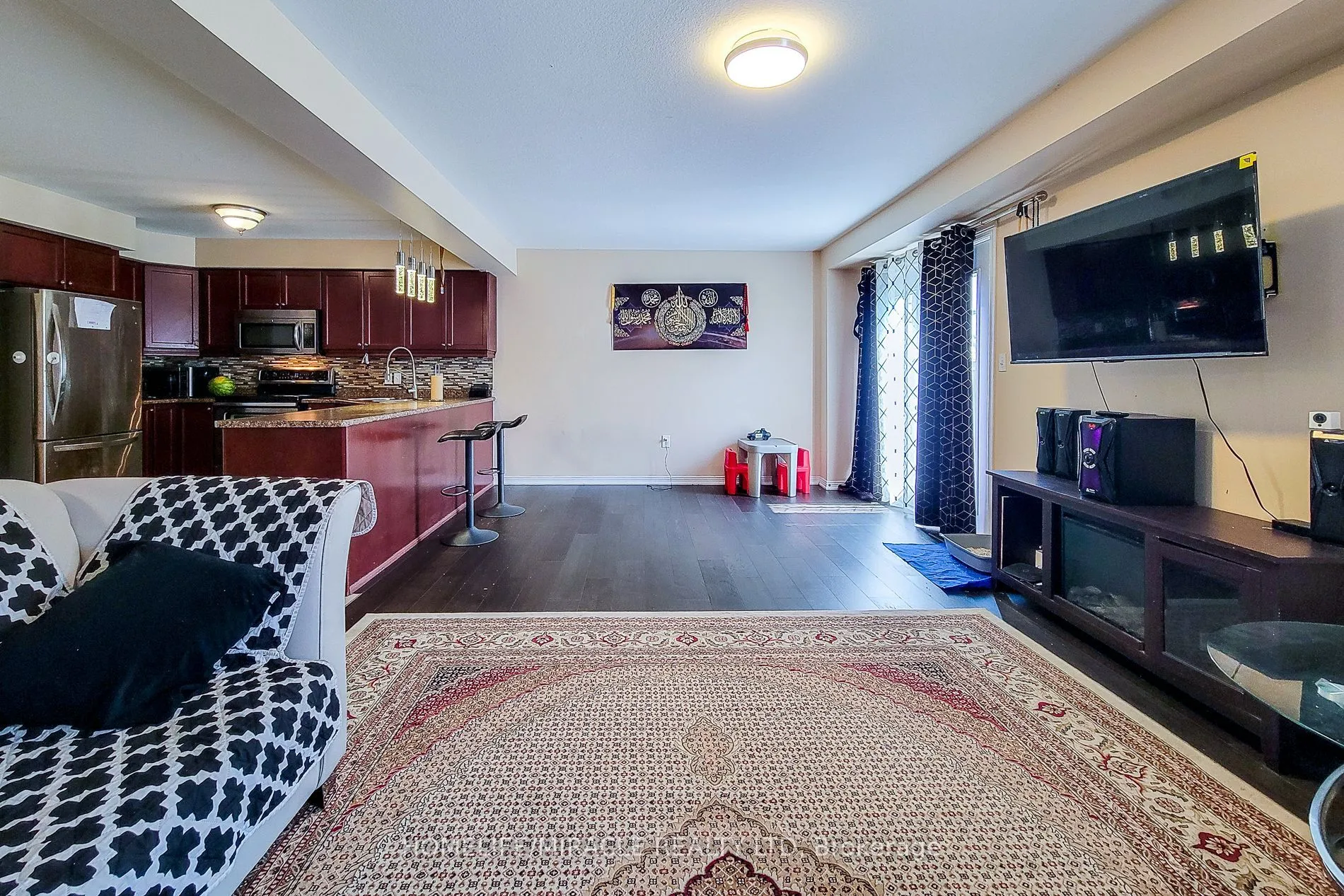 59 Periwinkle Drive, Hamilton, ON L0R 1P0