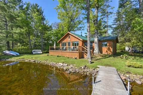 170 Longview Island, ON K7C 0C4