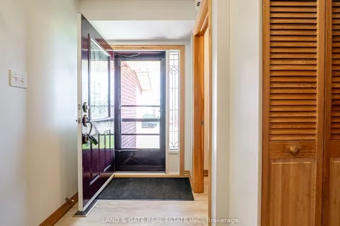 34 Burnham Boulevard, ON L1A 4H5