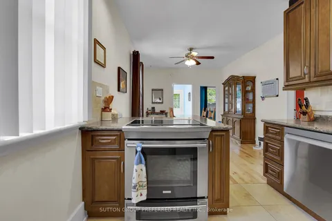 137 Pine Lawn Avenue, ON N5Z 2R3