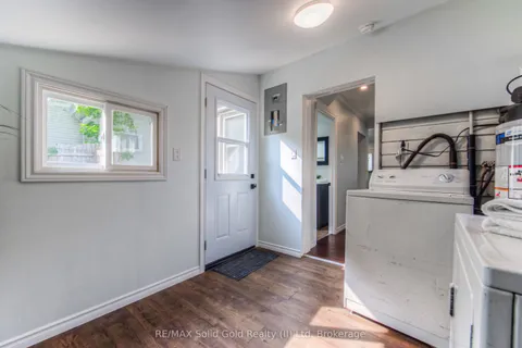 44 Dundas Street, ON N3R 1R5