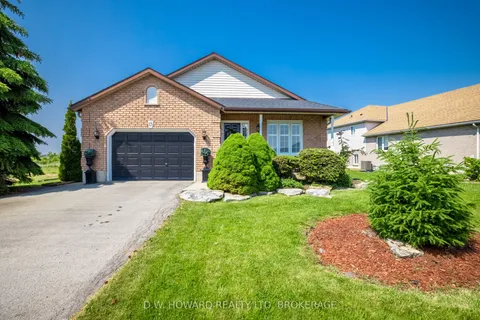 15 Meadowlark Drive, ON L3K 6E3