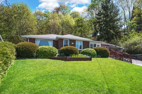 237 Frances Street, ON N5L 1A8