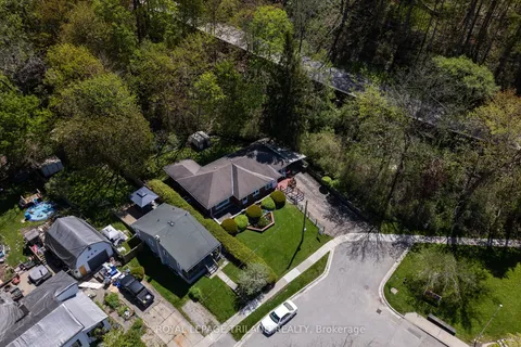 237 Frances Street, ON N5L 1A8