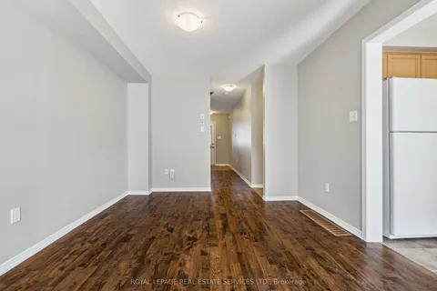 8 Bradley Avenue, ON L0R 1C0
