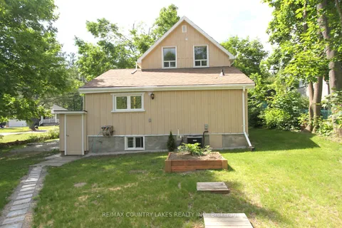 18 John Street, ON K0M 2B0