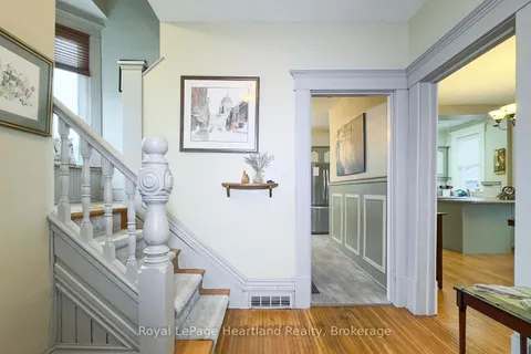 123 Keays Street, ON N7A 3N1