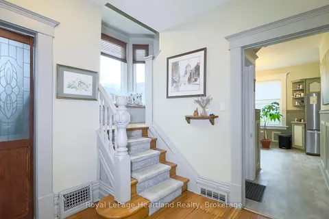 123 Keays Street, ON N7A 3N1