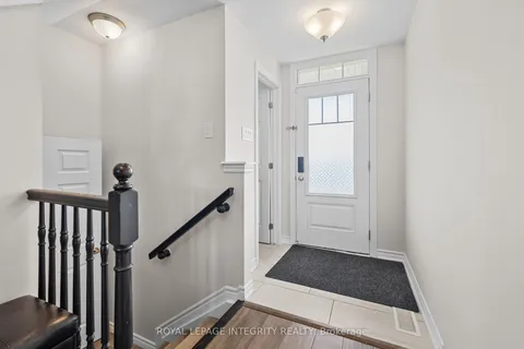 568 Cope Drive, ON K2V 0N8