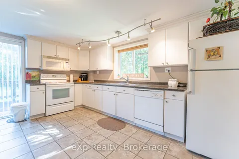 1201 HIGHWAY 6 N/A, ON N0H 2T0