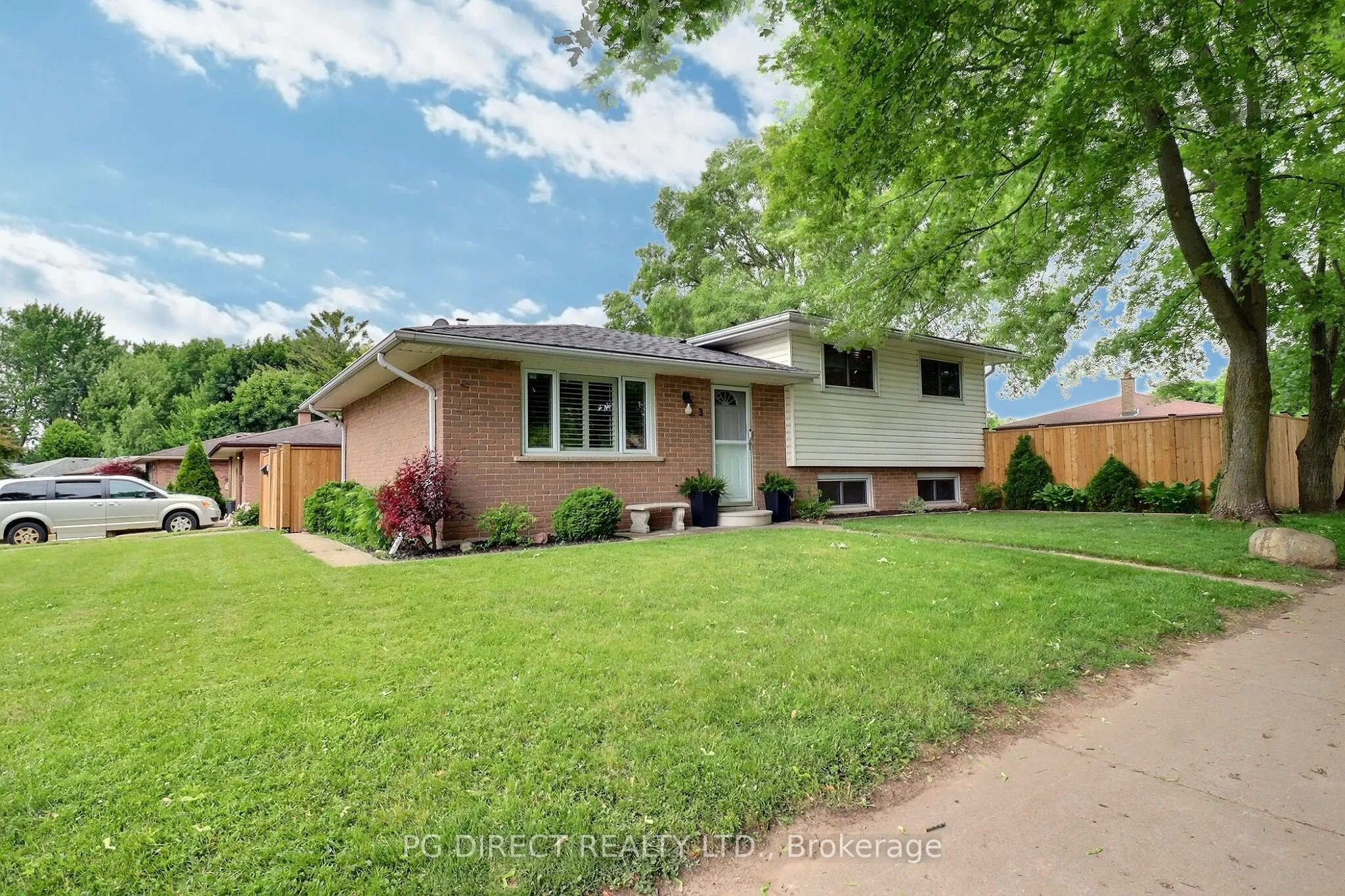 3 Baffin Place, ON N5V 1E8