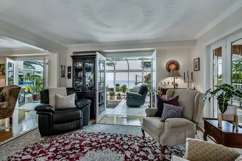 1 Twelfth Street, ON L3M 2V6