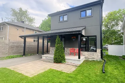 292 Currell Avenue, ON K1Z 7J6