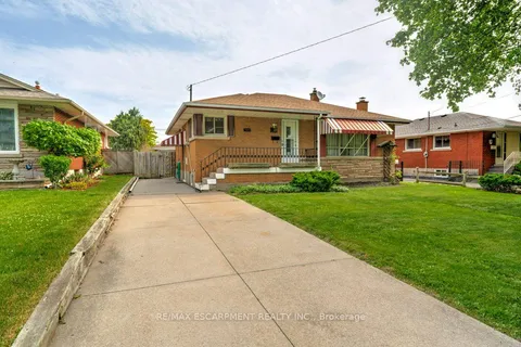 29 Beacon Avenue, ON L8T 2N4