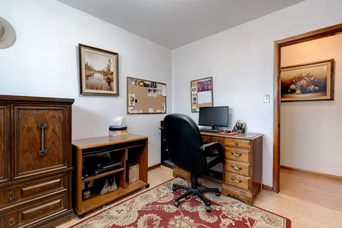 29 Beacon Avenue, ON L8T 2N4