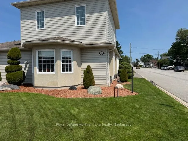 218 Nipissing Street, ON P2B 1K3