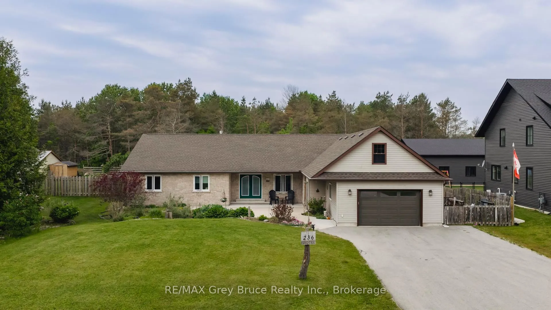 236 Bruce Street, ON N0H 2T0