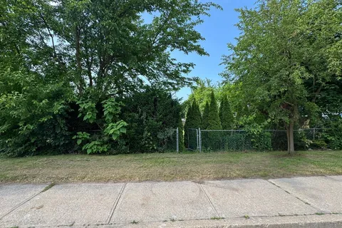 Lot 120 Bridge Street, ON L2E 2V8