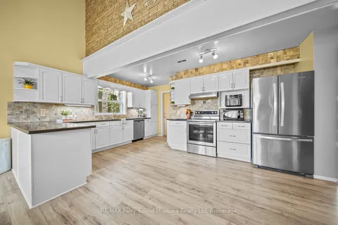 258 Lakeside Trail, ON P0A 1P0