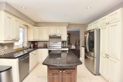 3 Suter Crescent, ON L9H 6R6