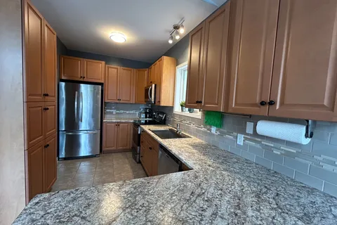 101 Dalgleish Avenue, ON K7K 7E3