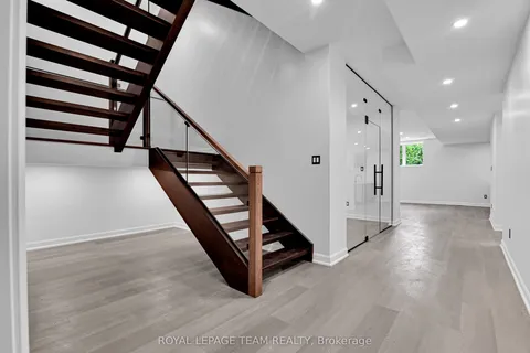 103 Fieldrow Street, ON K2G 2Y8
