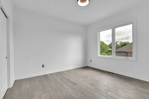 103 Fieldrow Street, ON K2G 2Y8