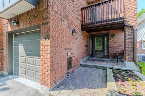 177 Thornbury Crescent, ON K2G 6C2