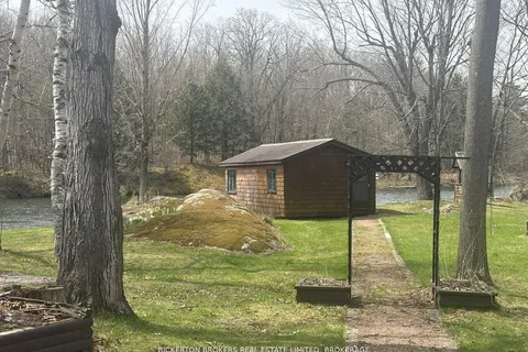 851 Rideauwood Lane, ON K0E 1N0