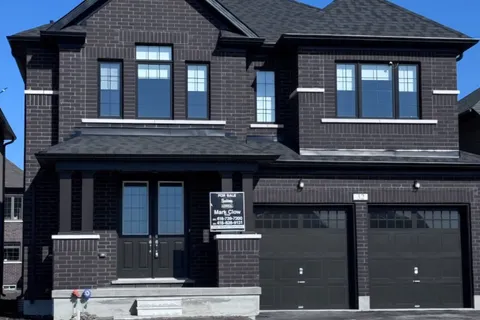 32 Mckay Avenue, ON K9V 0R2