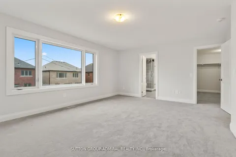 32 Mckay Avenue, ON K9V 0R2